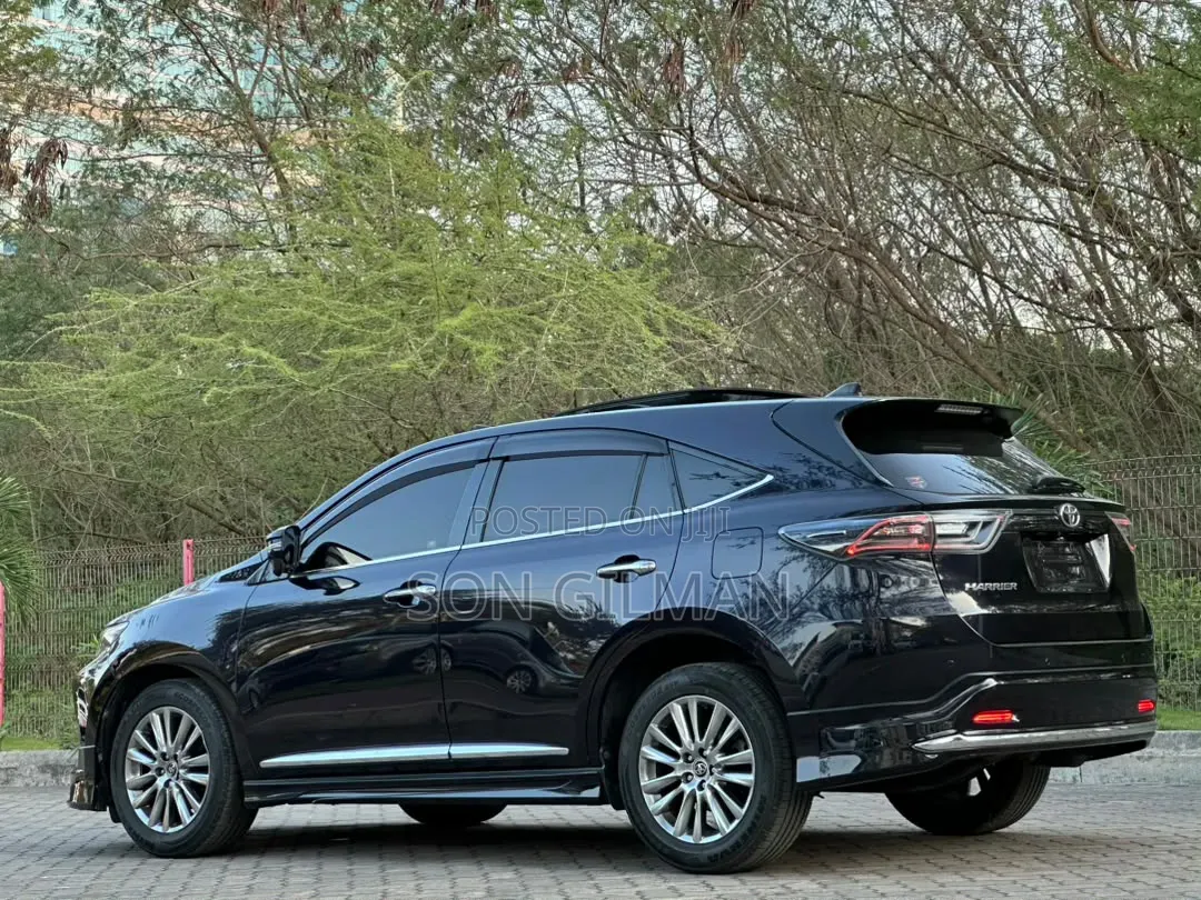 Toyota Harrier 2017 Black