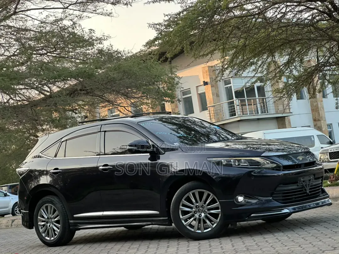 Toyota Harrier 2017 Black