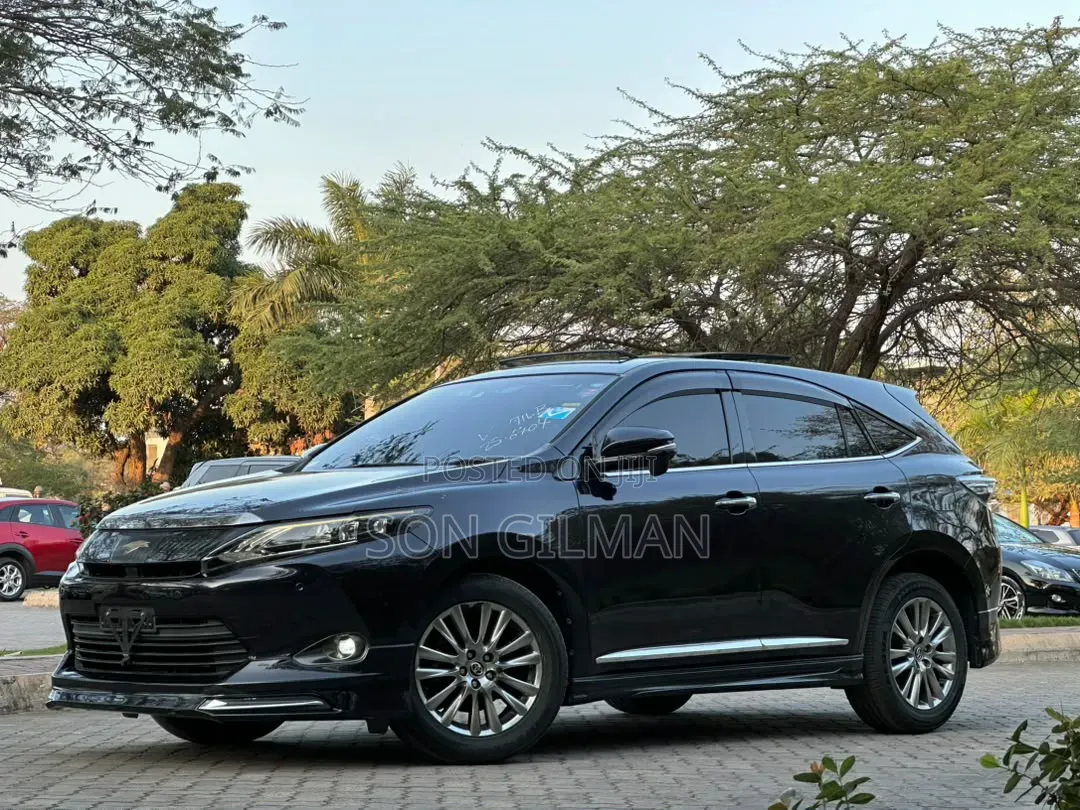 Toyota Harrier 2017 Black