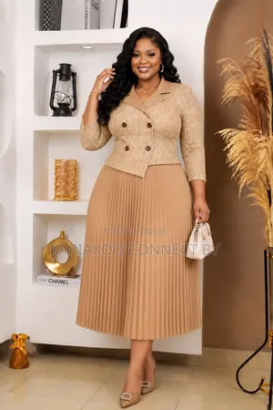 Luxurious Double-Breasted Pleated Midi Dress