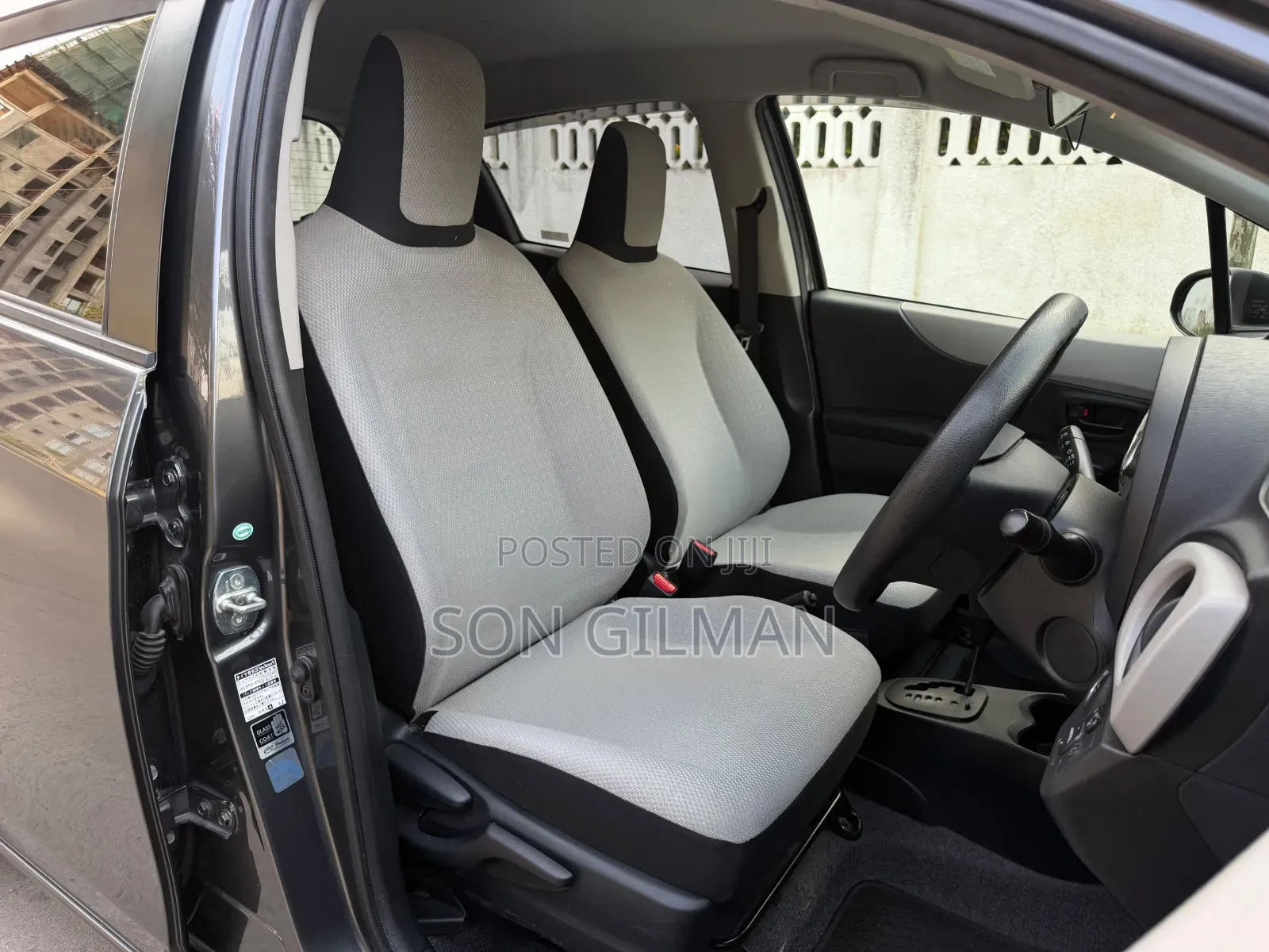 Toyota Vitz 2011 Gray
