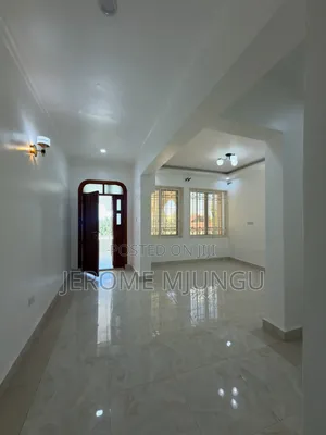 5bdrm House in Goba for rent