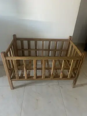 Kitanda Cha Mtoto Na Godoro Baby Bed and Matress