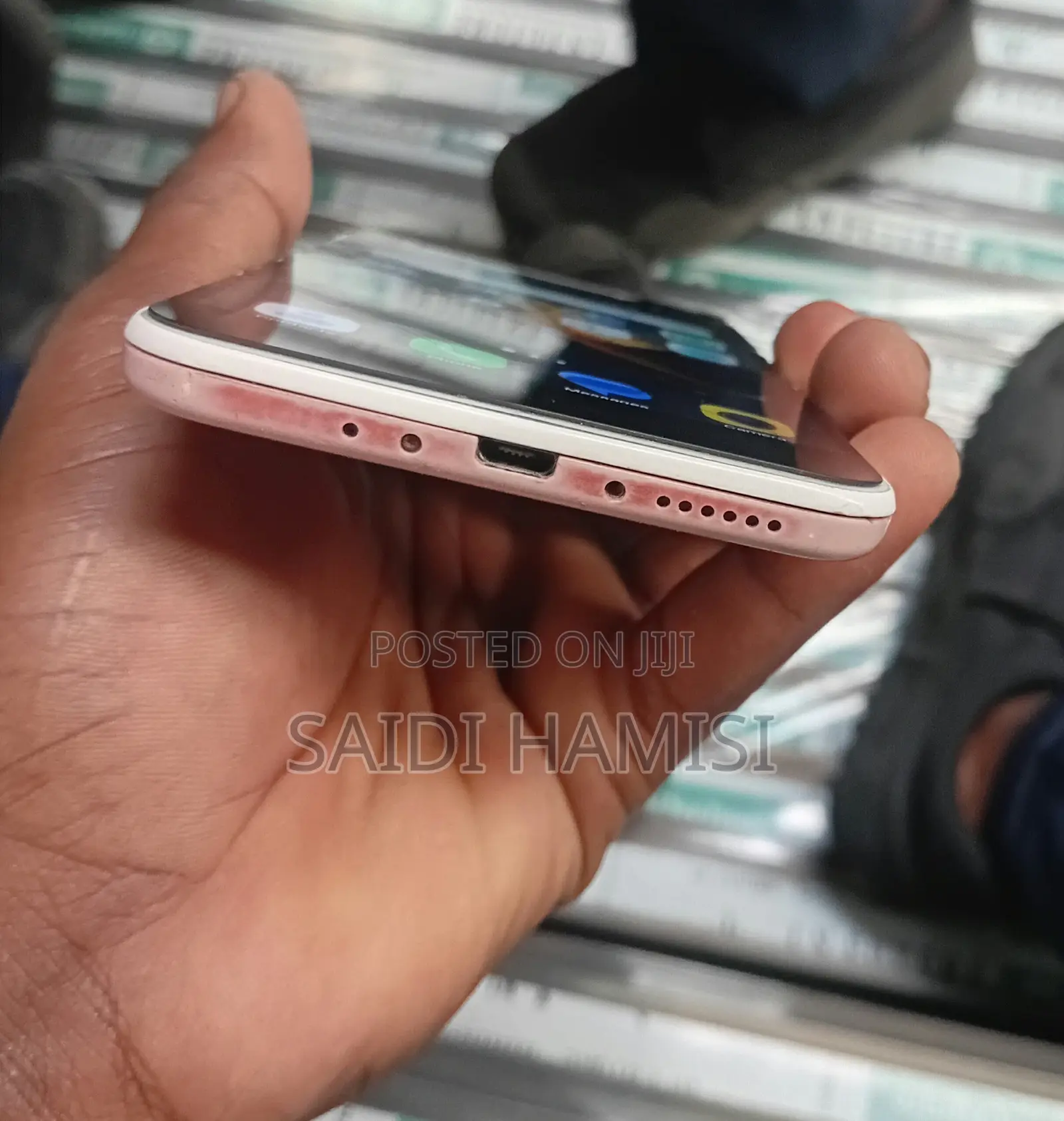 Vivo Y66i 32 GB Gold