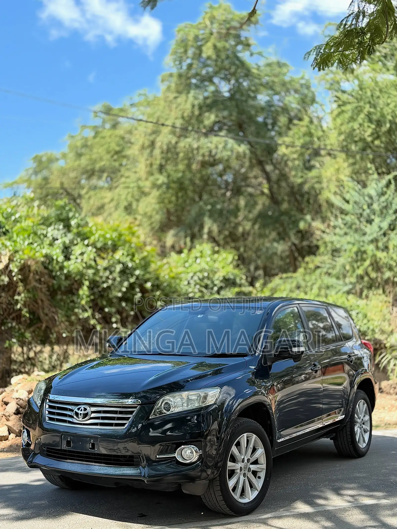 Toyota Vanguard 2010 Black