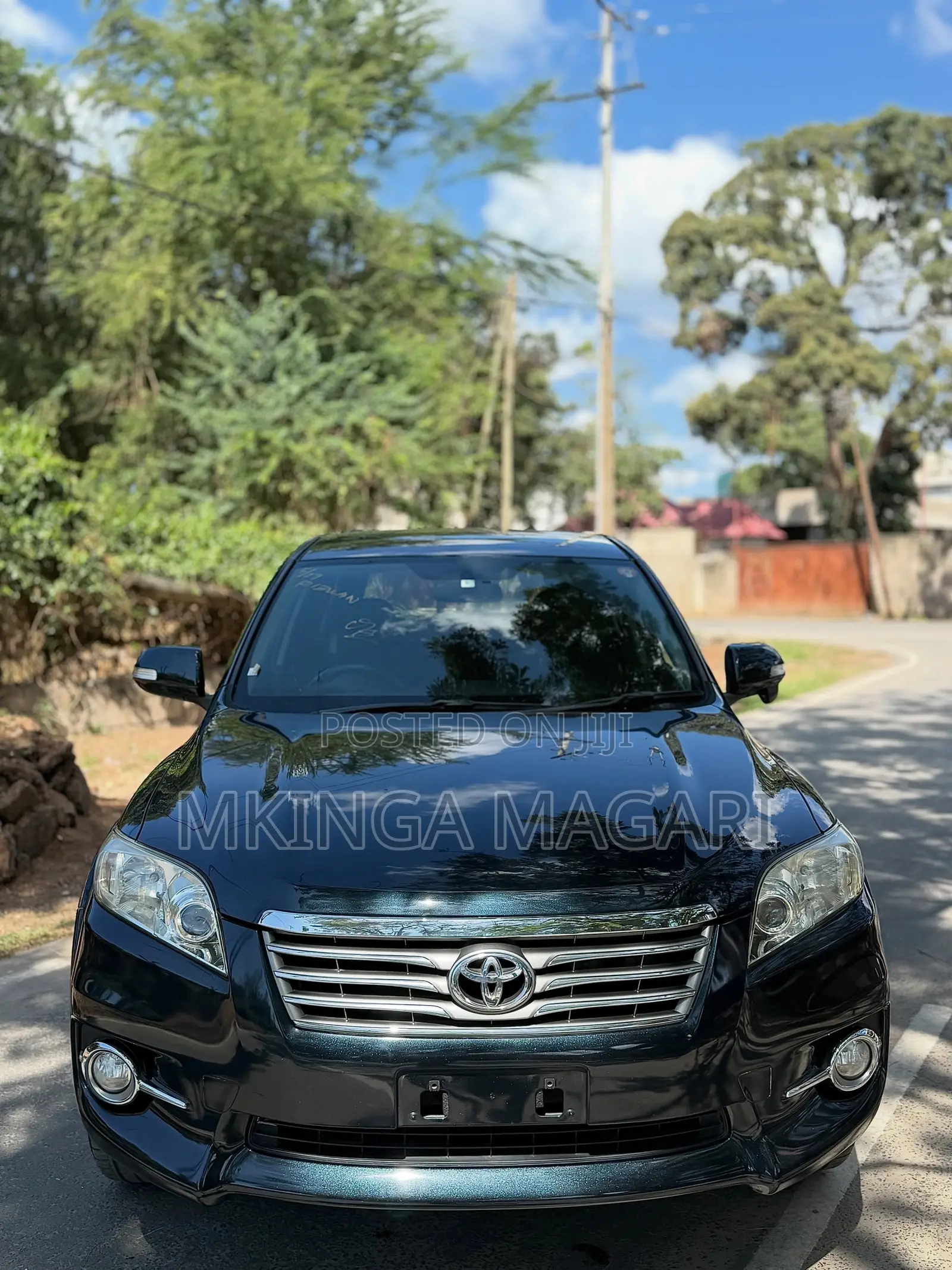 Toyota Vanguard 2010 Black