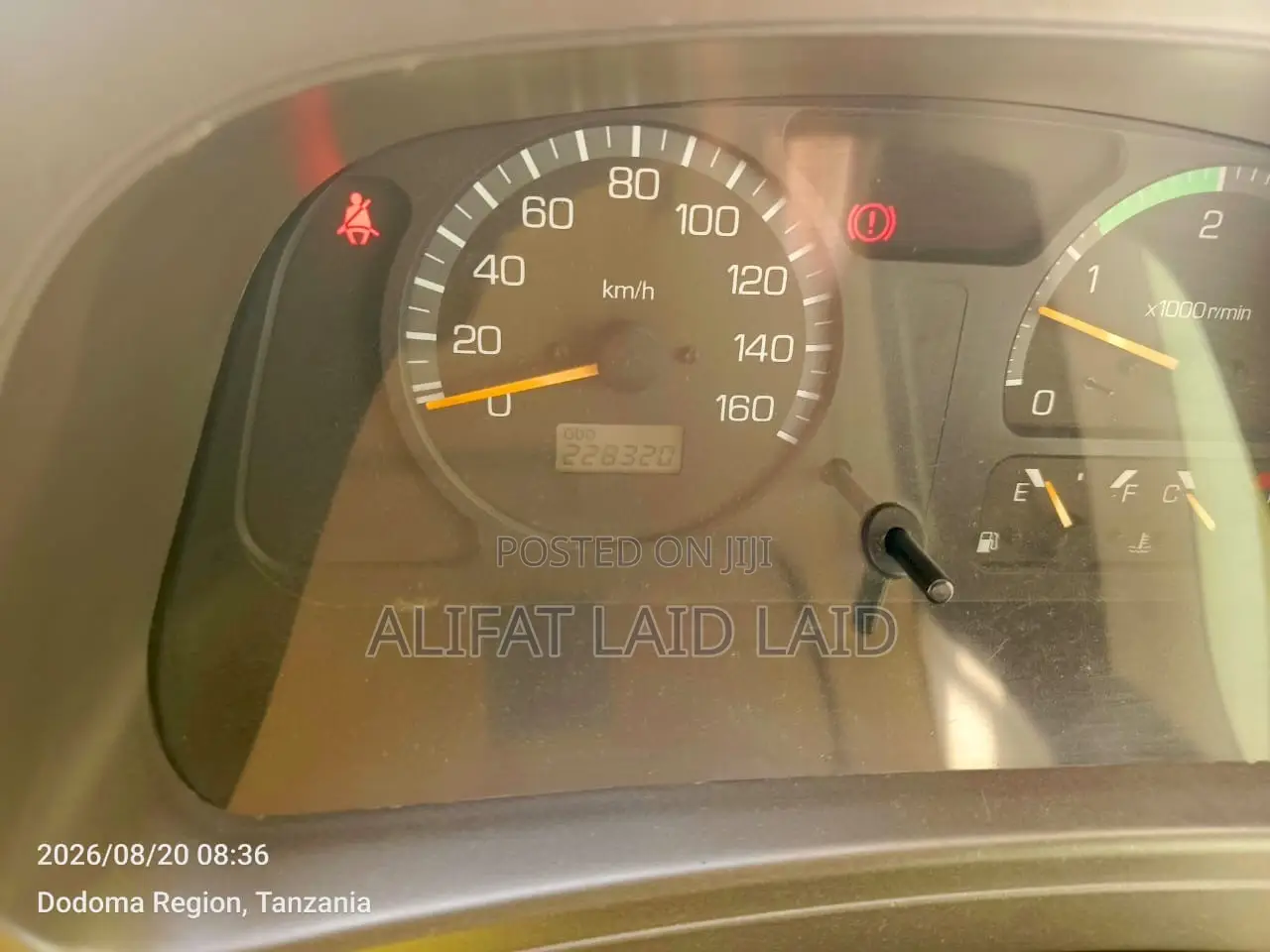 Mitsubishi Fuso Rosa 2000 White