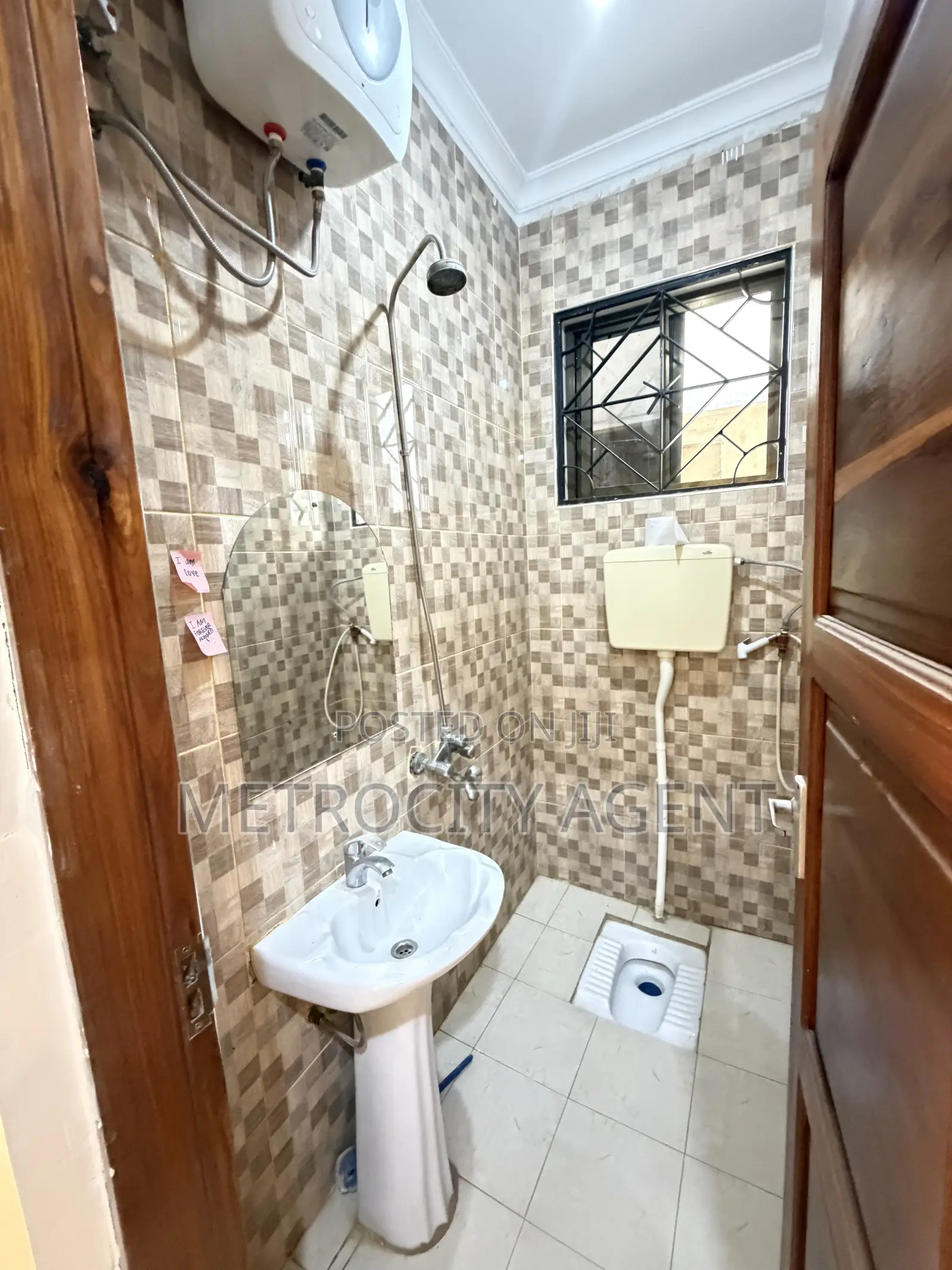 3bdrm House in Metro Estate for rent