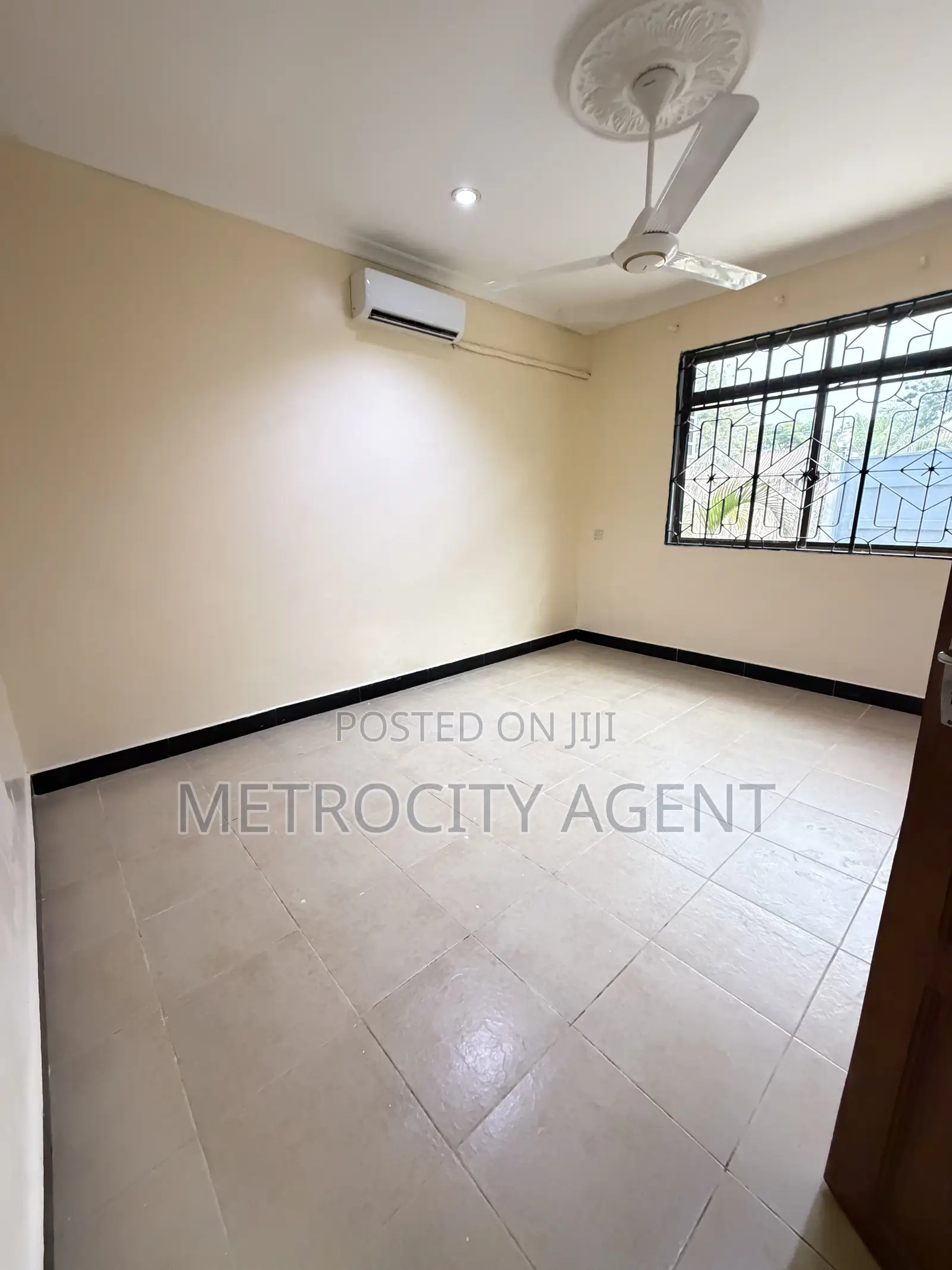 3bdrm House in Metro Estate for rent