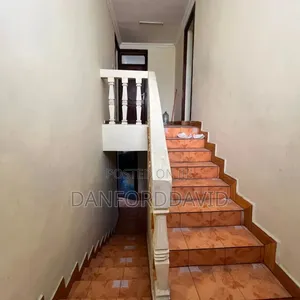 5bdrm House in Kahwa Real Estate, Sinza for rent