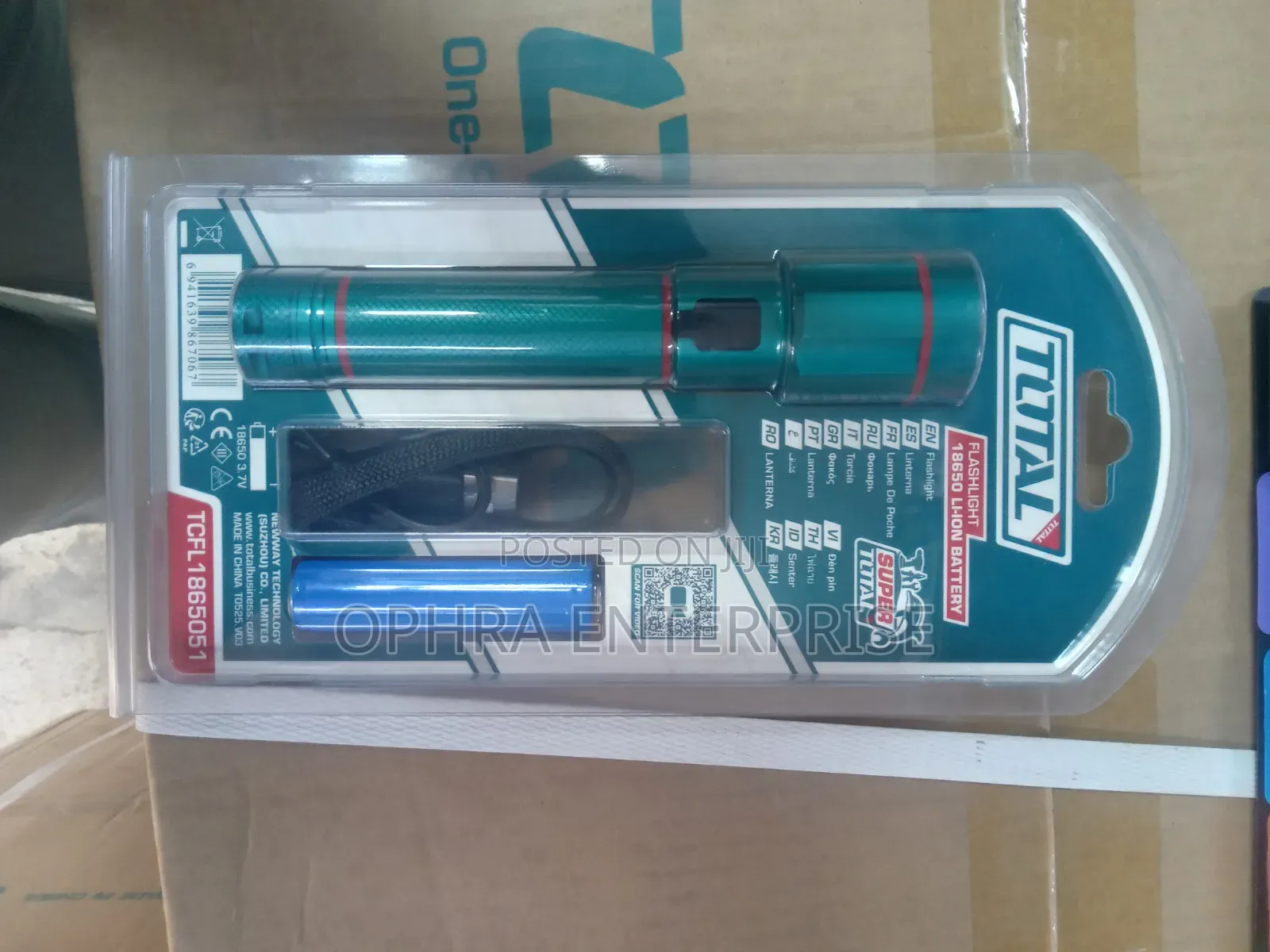 Flashlight 18650-Li-Ion Battery