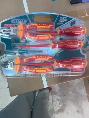 Total 6 PCS Insulated Hand Tools Set
