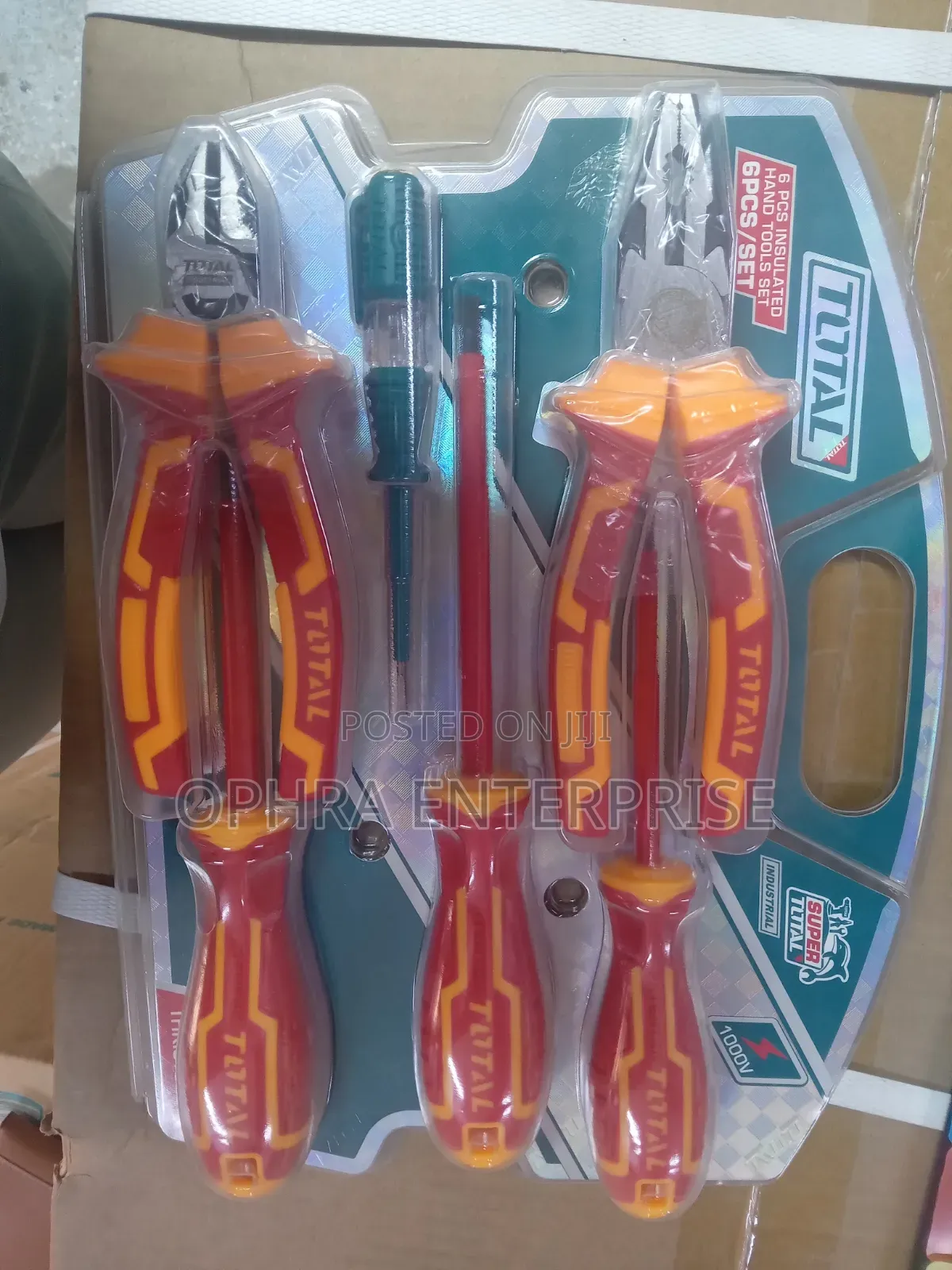 Total 6 PCS Insulated Hand Tools Set