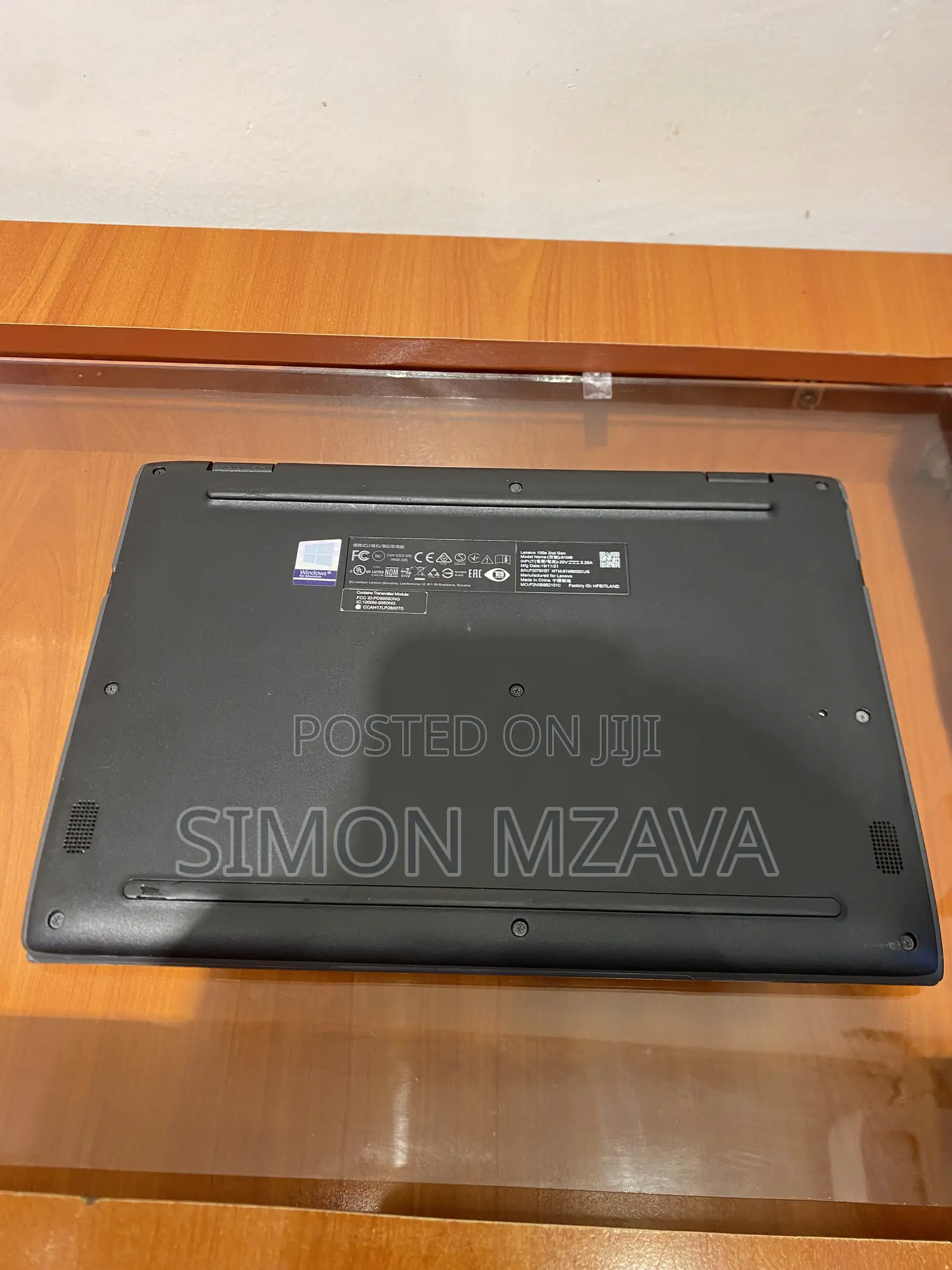 Laptop Lenovo 100e 4GB Intel SSD 128GB