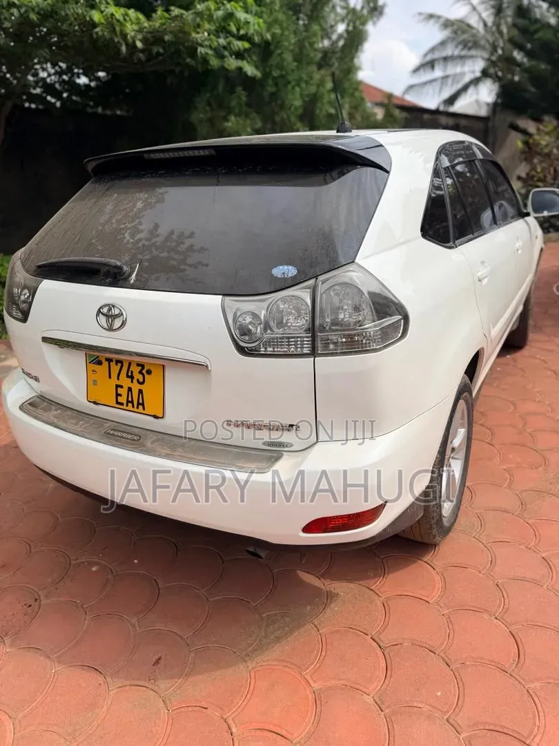 Toyota Harrier 2007 White