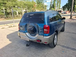 Toyota RAV4 2007 Blue