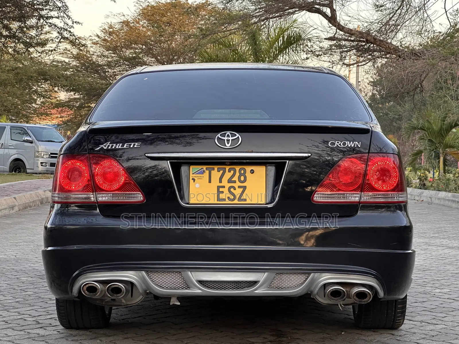 Toyota Crown Royale 2005 Black