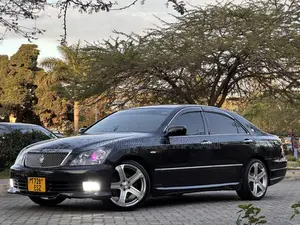 Toyota Crown Royale 2005 Black