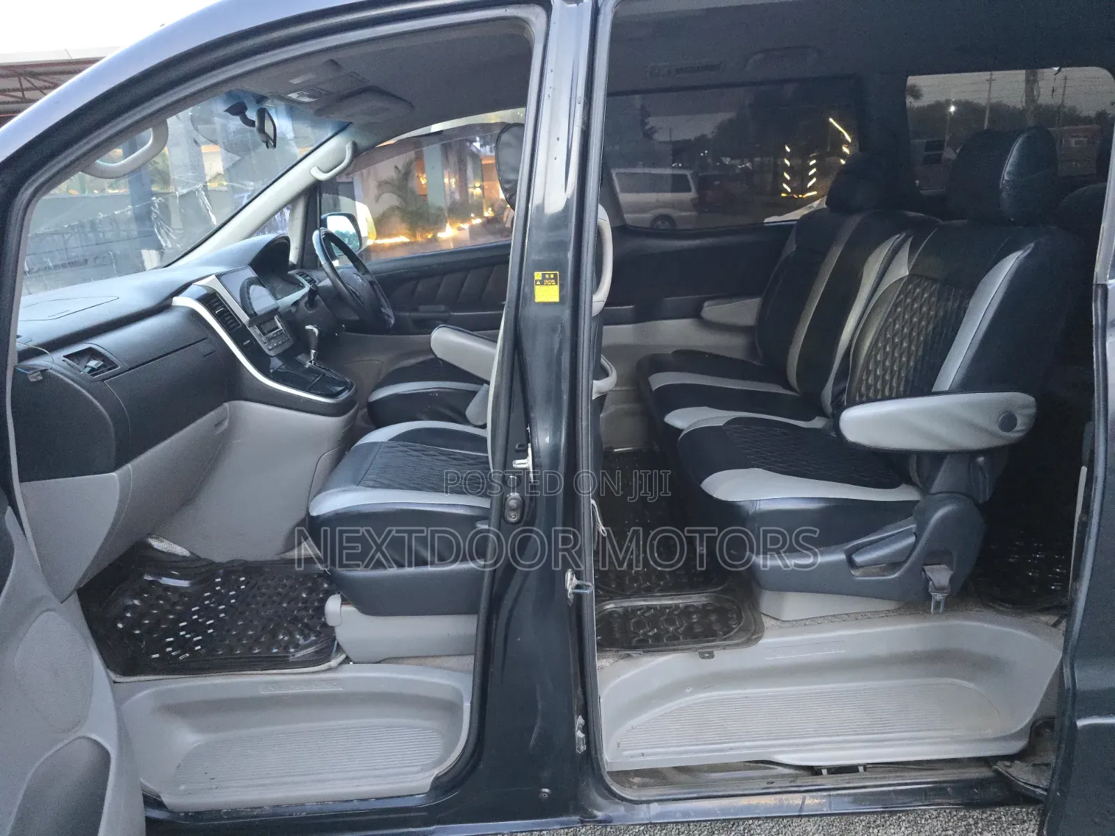 Toyota Alphard 2004 Black
