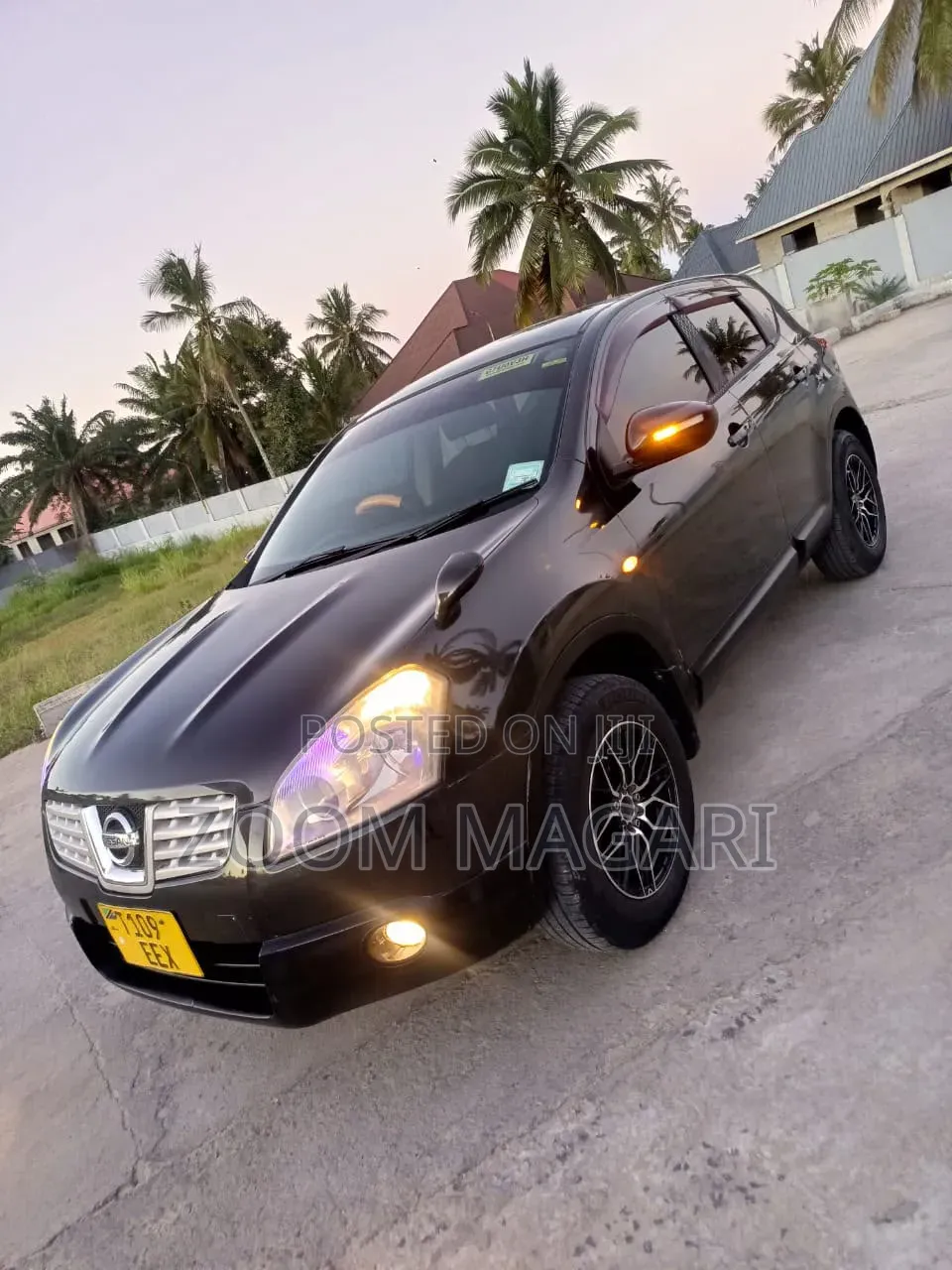 Nissan Dualis 2010 Black