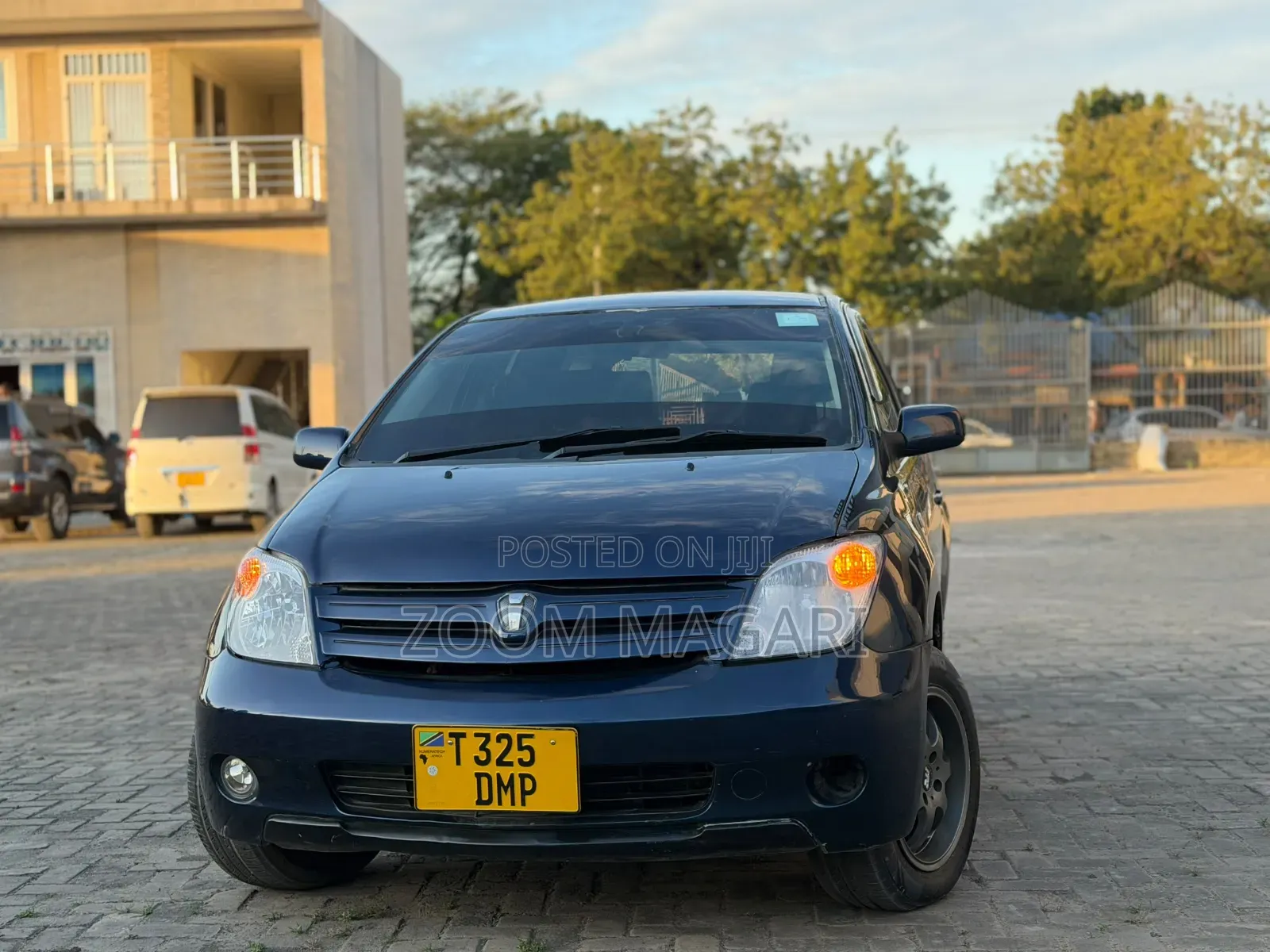 Toyota IST 2003 Blue