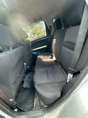 Toyota IST 2004 Silver