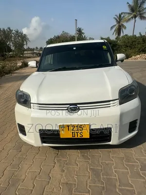 Toyota Corolla Rumion 2011 Pearl