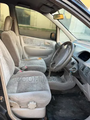 Toyota Corolla Rumion 2011 Pearl