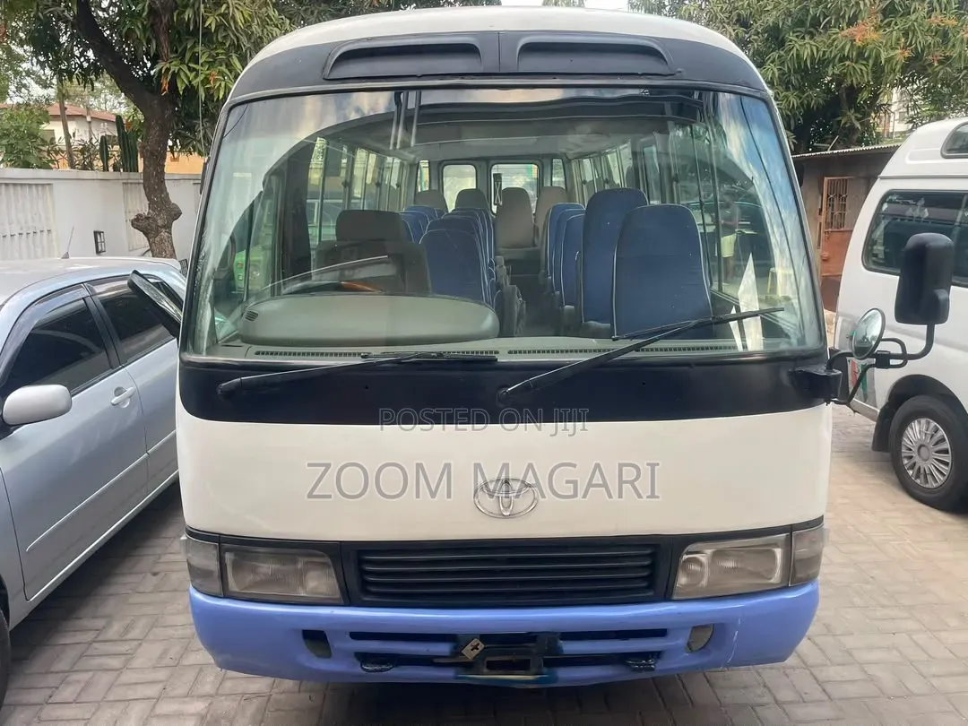 Toyota Coaster 2003