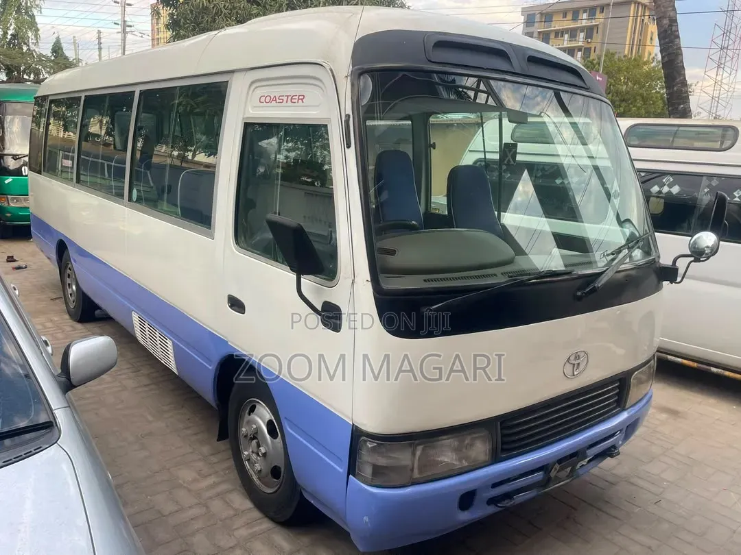 Toyota Coaster 2003