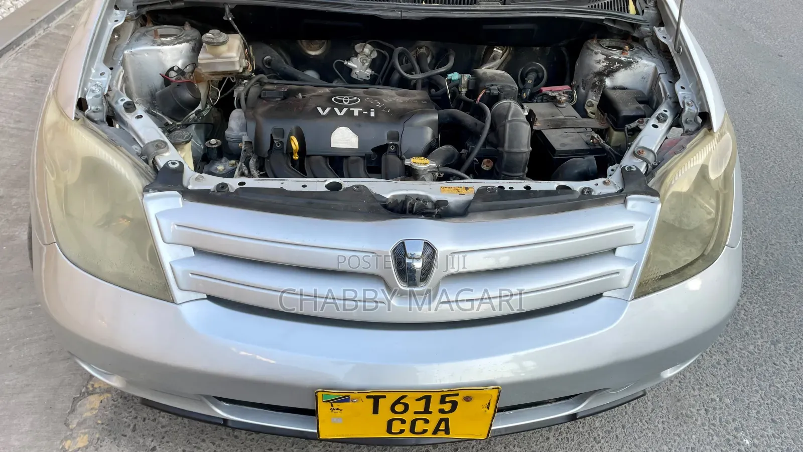 Toyota IST 2004 Silver