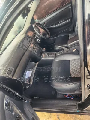 Toyota Corolla RunX 2004 Blue