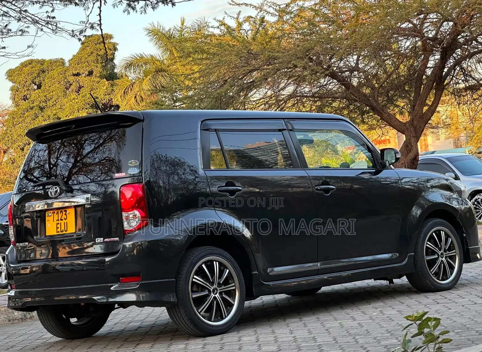 Toyota Corolla Rumion 2009 Black