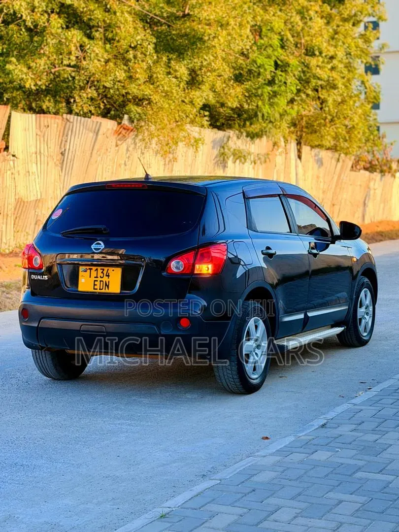 Nissan Dualis 2010 Black