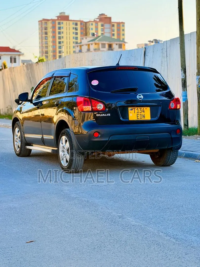 Nissan Dualis 2010 Black