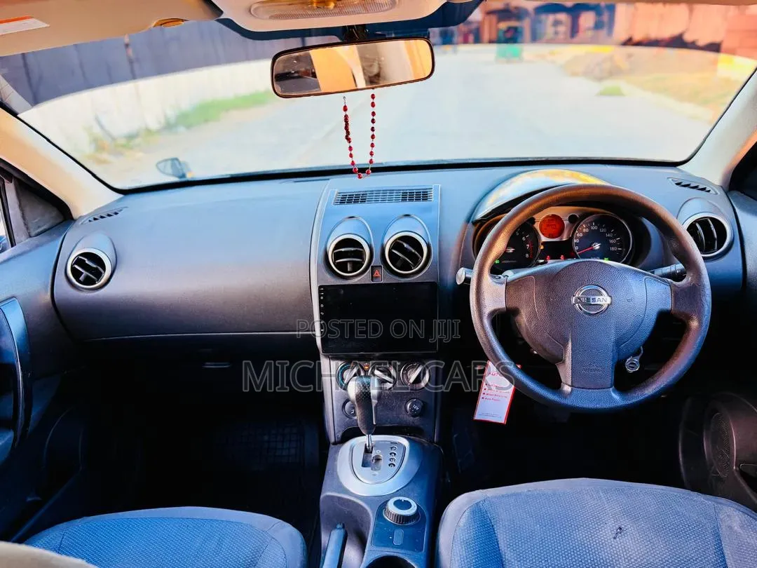 Nissan Dualis 2010 Black