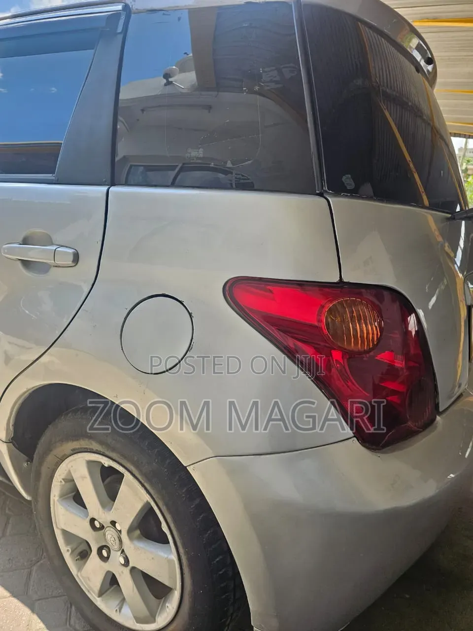 Toyota IST 2005 Silver
