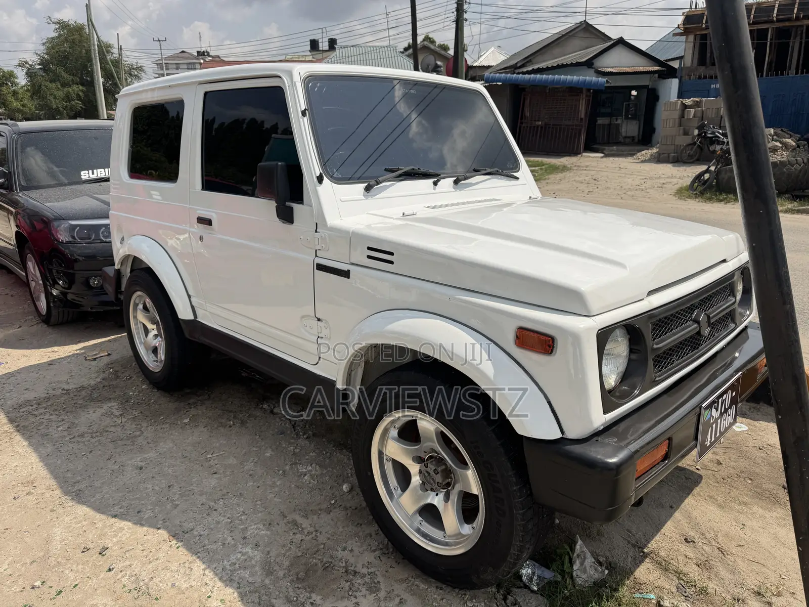 Suzuki Samurai 1993 White