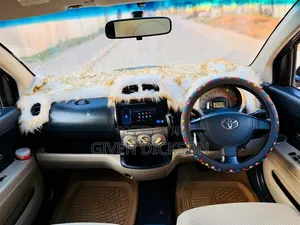 Toyota Passo 2007 Silver