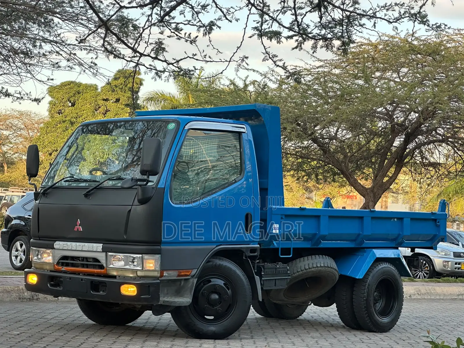 Mitsubishi Canter