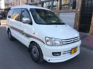 Toyota Noah 2001 Pearl