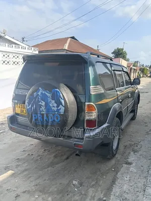 Toyota Land Cruiser Prado 2003 Blue