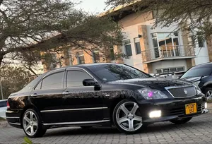 Toyota Crown 2006 Black
