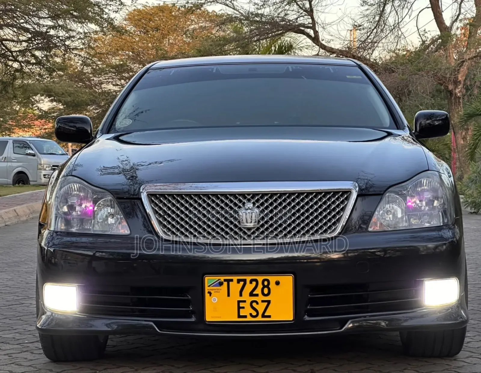 Toyota Crown 2006 Black