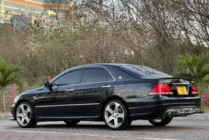 Toyota Crown 2006 Black
