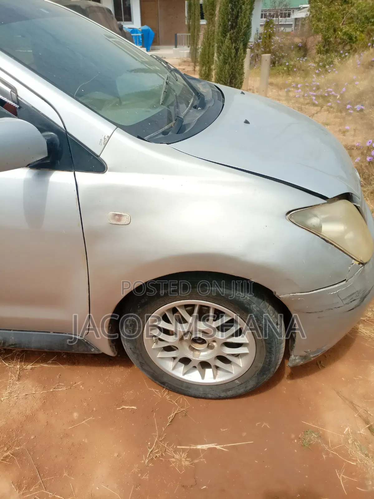 Toyota IST 2003 Silver