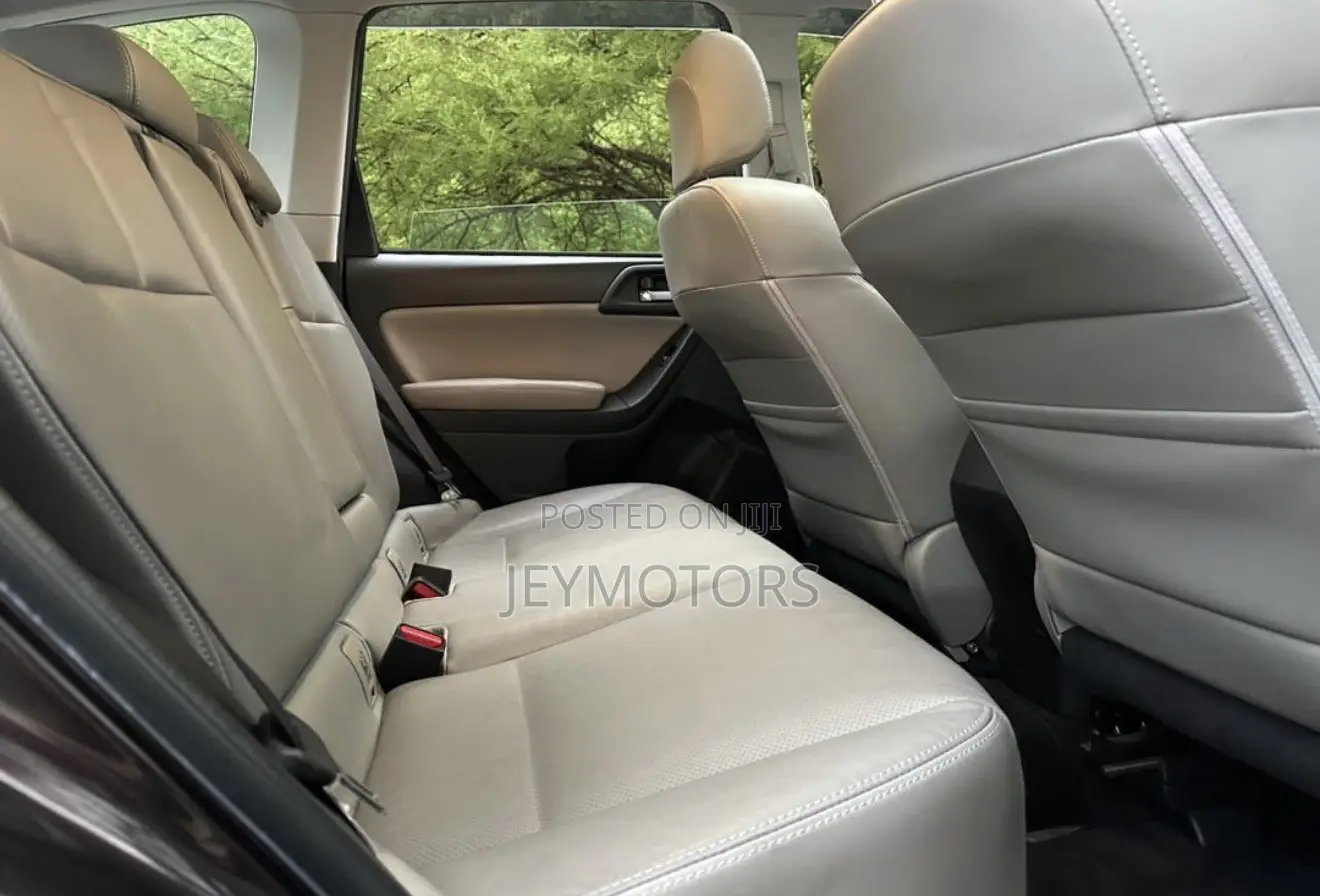 Subaru Forester 2014 Black