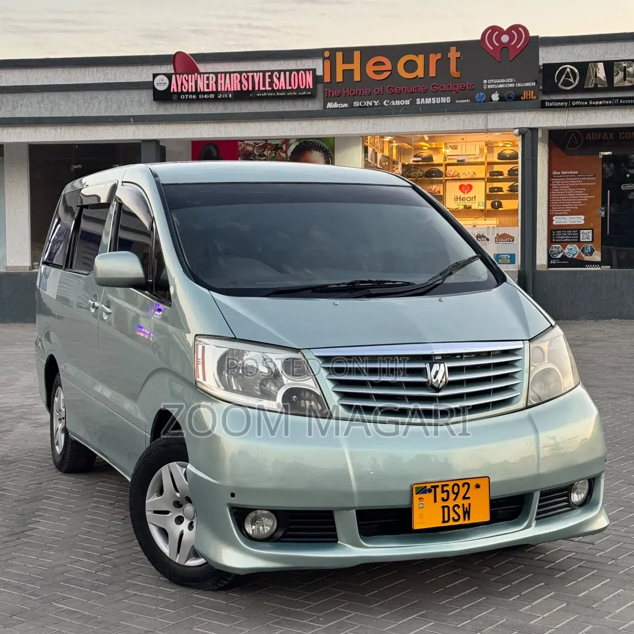 Toyota Alphard 2005 Silver