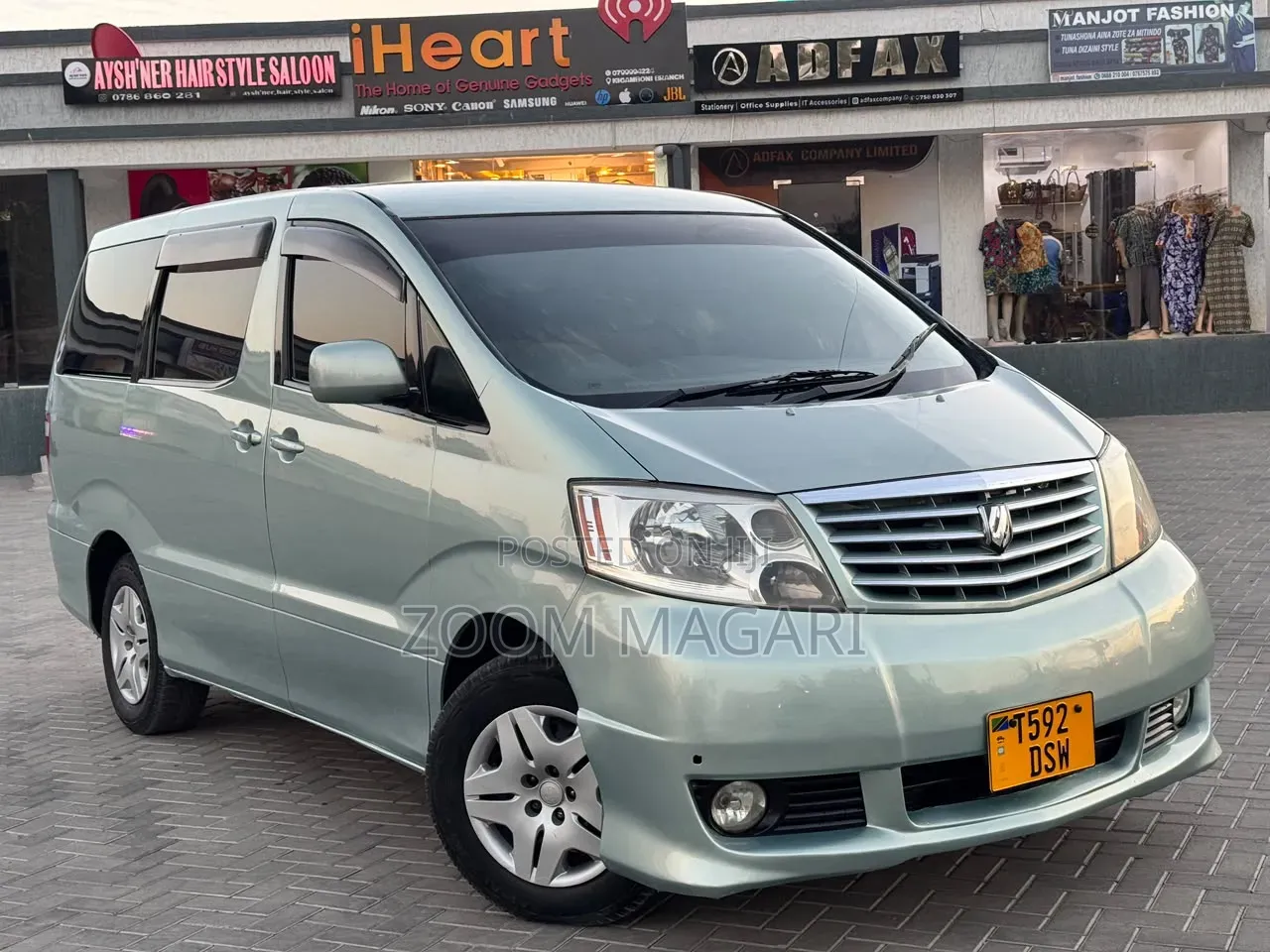 Toyota Alphard 2005 Silver
