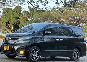 Toyota Vellfire 2010 Black